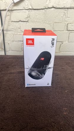 JBL flip 5 portable Bluetooth speaker
