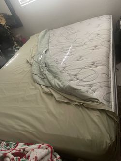 Queen size bed