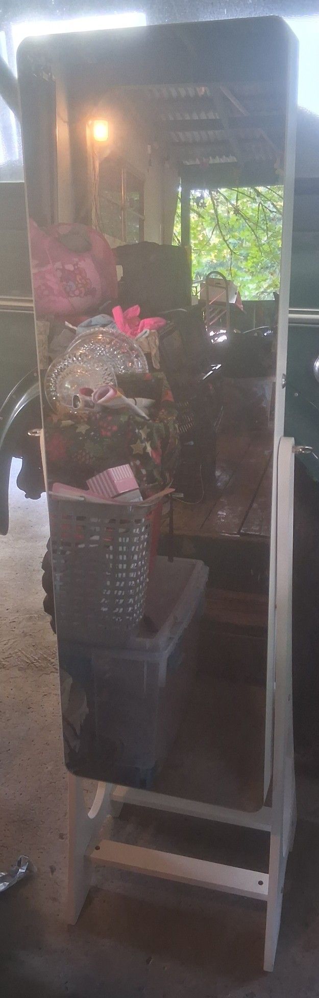 Jewelry Mystery Mirror