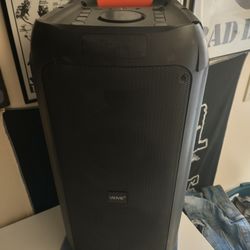 Huge Bluetooth Speaker / Radio