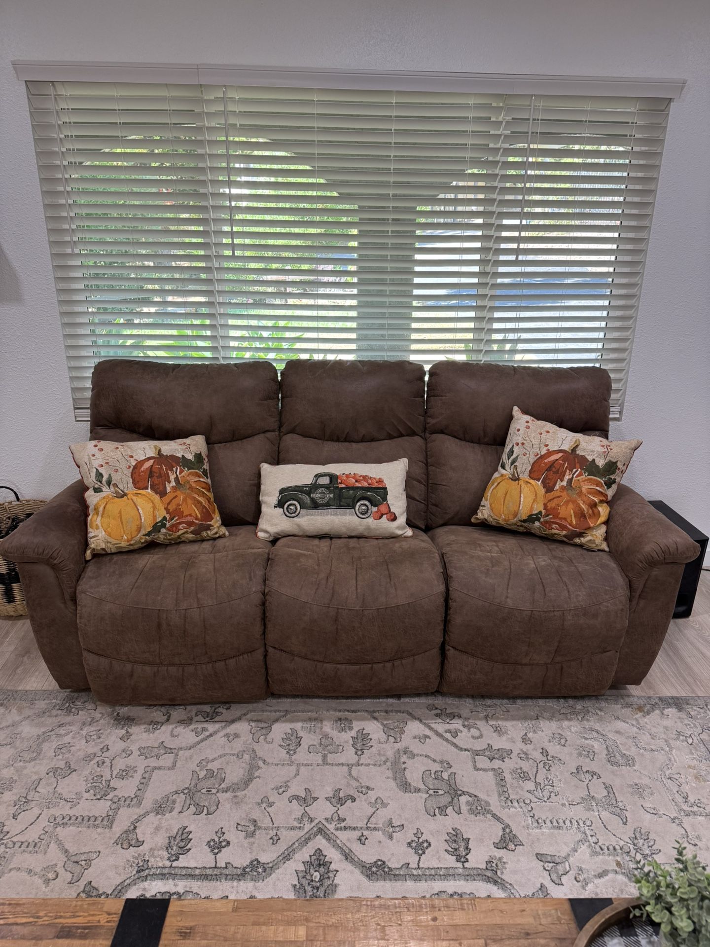 LA Z Boy Couch And Loveseat