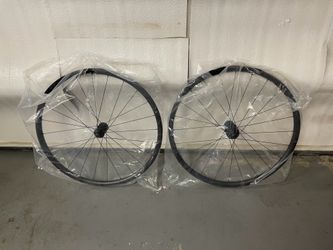 Dt swiss g540 wheel set 700c road