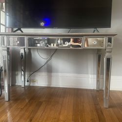 MATCHING SET - Vanity/Desk with Side Table