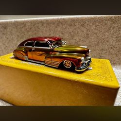 HOTWHEELS 1948 Fleetline Lowrider