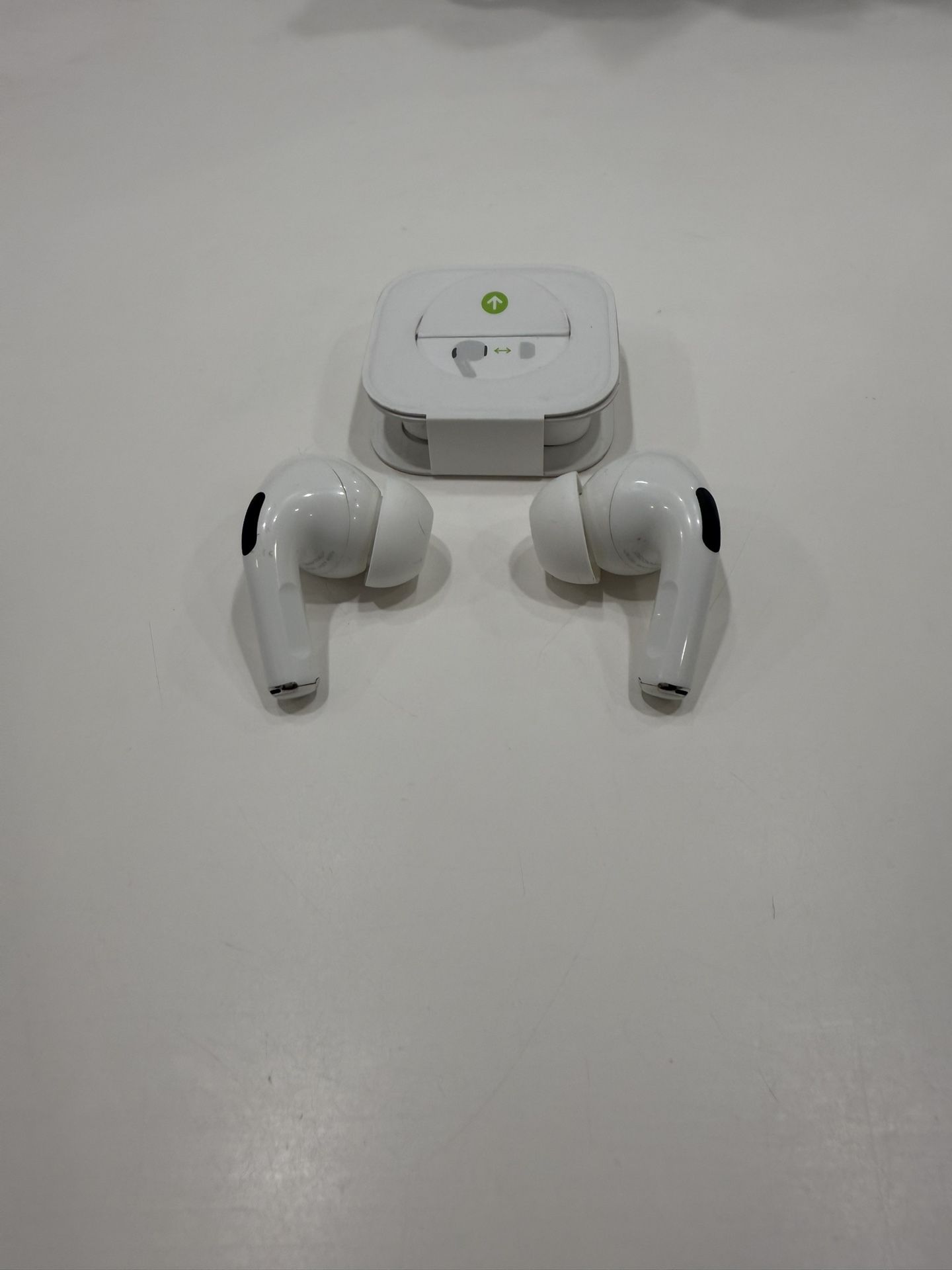 AirPod Pro (1st Gen)