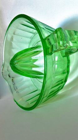 1930 Vintage Uranium Glass Juicer