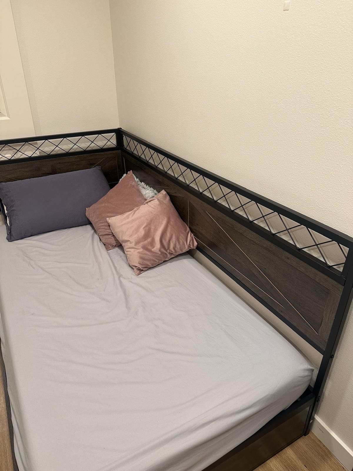 BED FOR SALE!