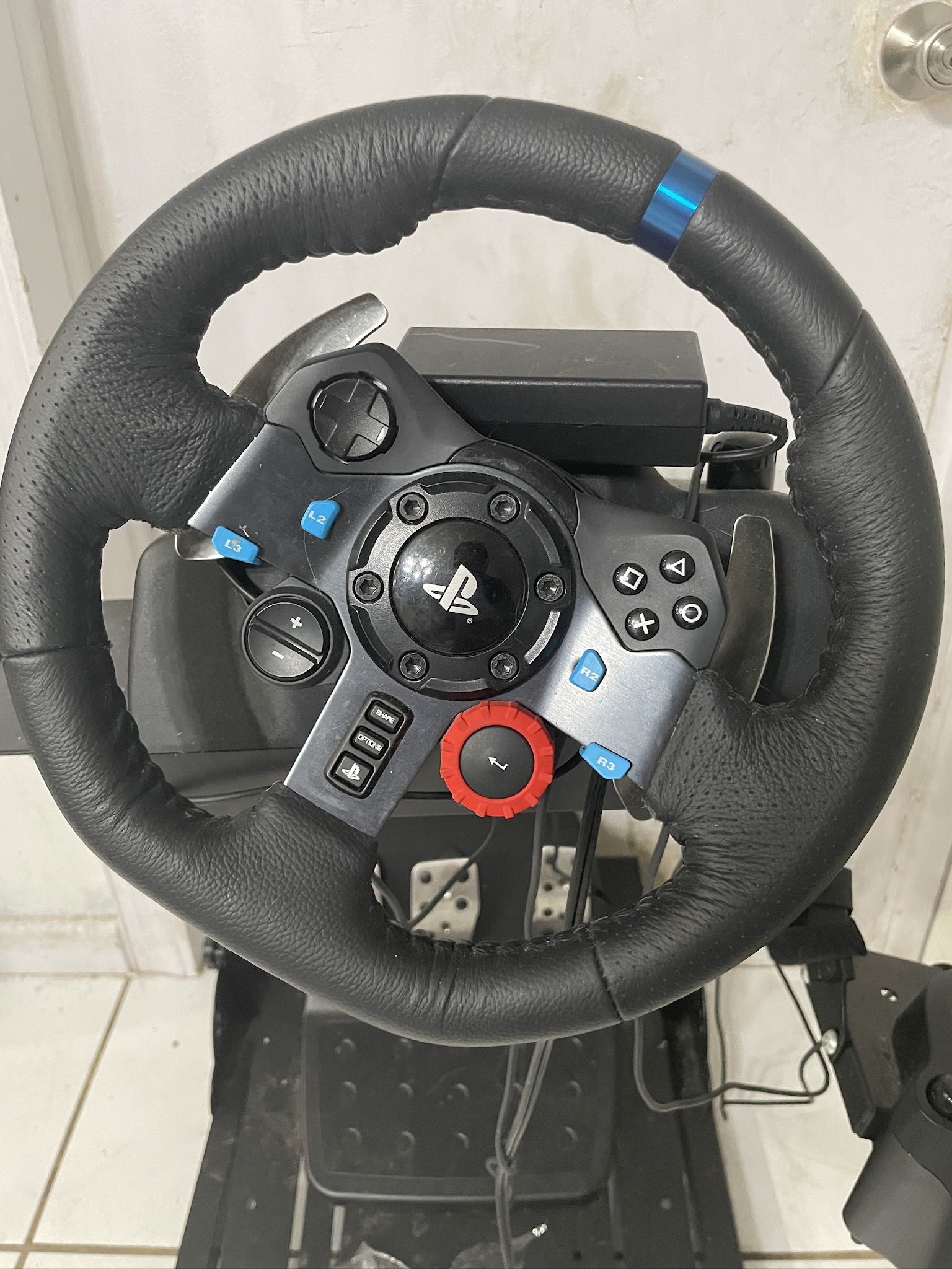 Logitech Driving Force G29