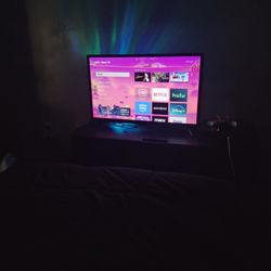 https://offerup.com/redirect/?o=T25uLlNtYXJ0 Roku TV  32 "
