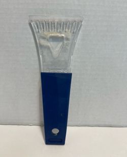 Ice scraper