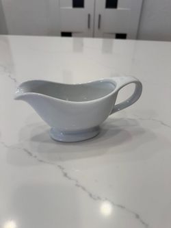 Pier 1 imports White Ceramic Gravy Boat White Ceramic Gravy Boat