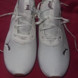 New Puma Tennis Shoes $25
