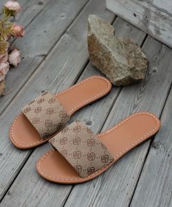 Sandals for women’s