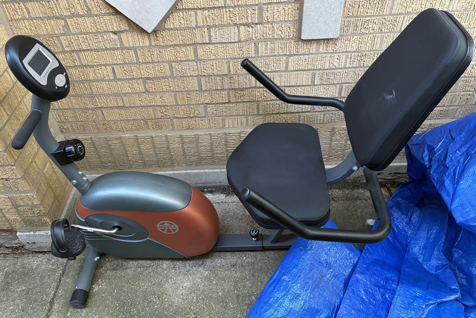 Reclining Exercise Bike