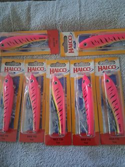 Small fishing 🎣 Lures brand new.