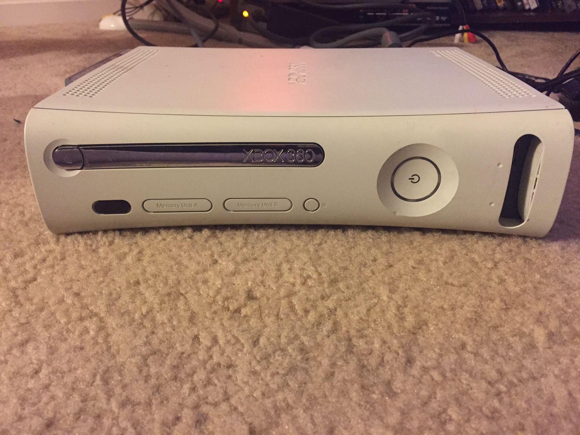 Xbox 360 with Halo games and controllers