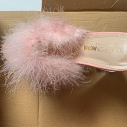 Pink brand new size 10 Heels