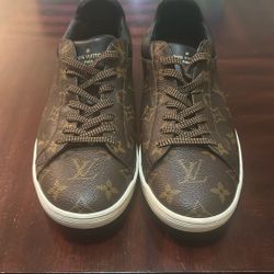 Louis Vuitton Men’s Sneakers SZ 8