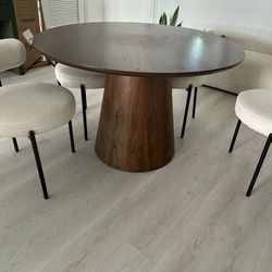 Dining set