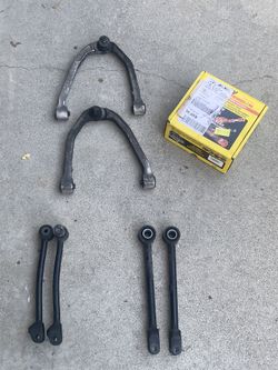 Infiniti G35 Suspension Arms