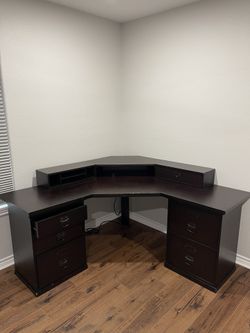 L Shaped Corner Desk