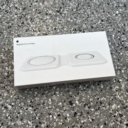 Apple MagSafe DuoCharger