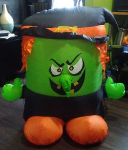 Electric Witch 🧹 Outdoor Use 3.5 feet high 