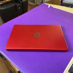 HP Laptop (Model i5-DW1083WM) – Pentium 2.4GHz, 4GB RAM, 128GB SSD, Windows 11 Home, 93% Battery Health