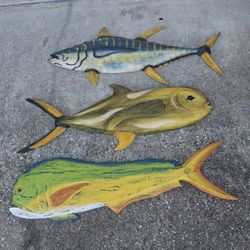 Choice Of Either Wooden Fish Wall Decor Sold Individually 65 Each