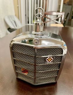Vintage Royal London LTD Mercedes Benz Grill Decanter Music Box Made In Japan 