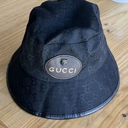 GUCCI BUCKET HAT 