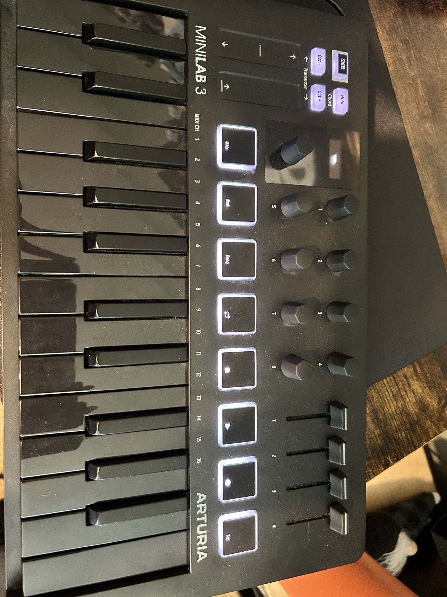 MiniLab 3 MIDI Controller (Arturia)