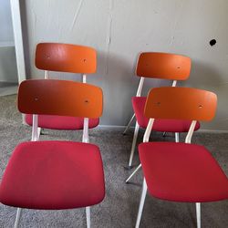 Table Chairs