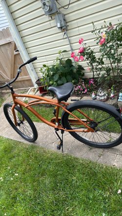 HUFFY.
