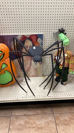 Metal spider