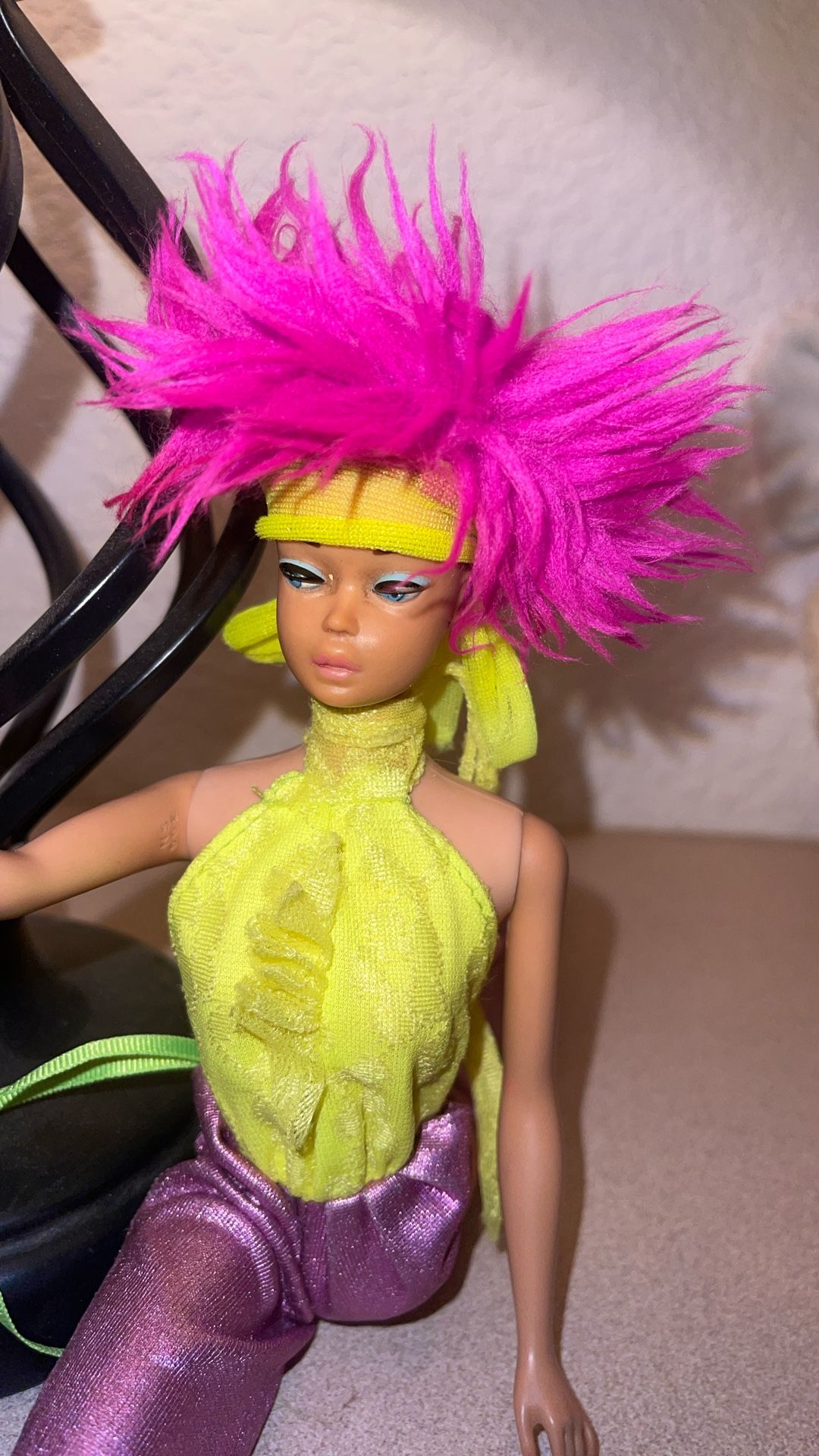 Barbie 1968 Midge Fashion Queen And Assorted Clothes