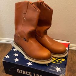 Thorogood Pull On 10” Boots 10.5 Soft Toe
