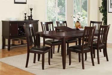 7 Piece Dining Set – Table & 6 Chairs