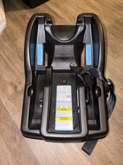 Free car seat base