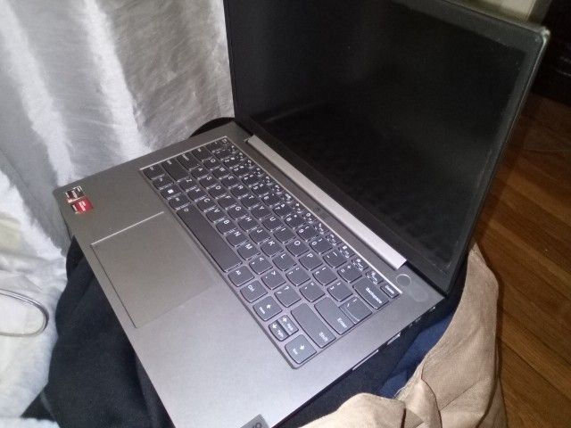 Lenovo Laptop