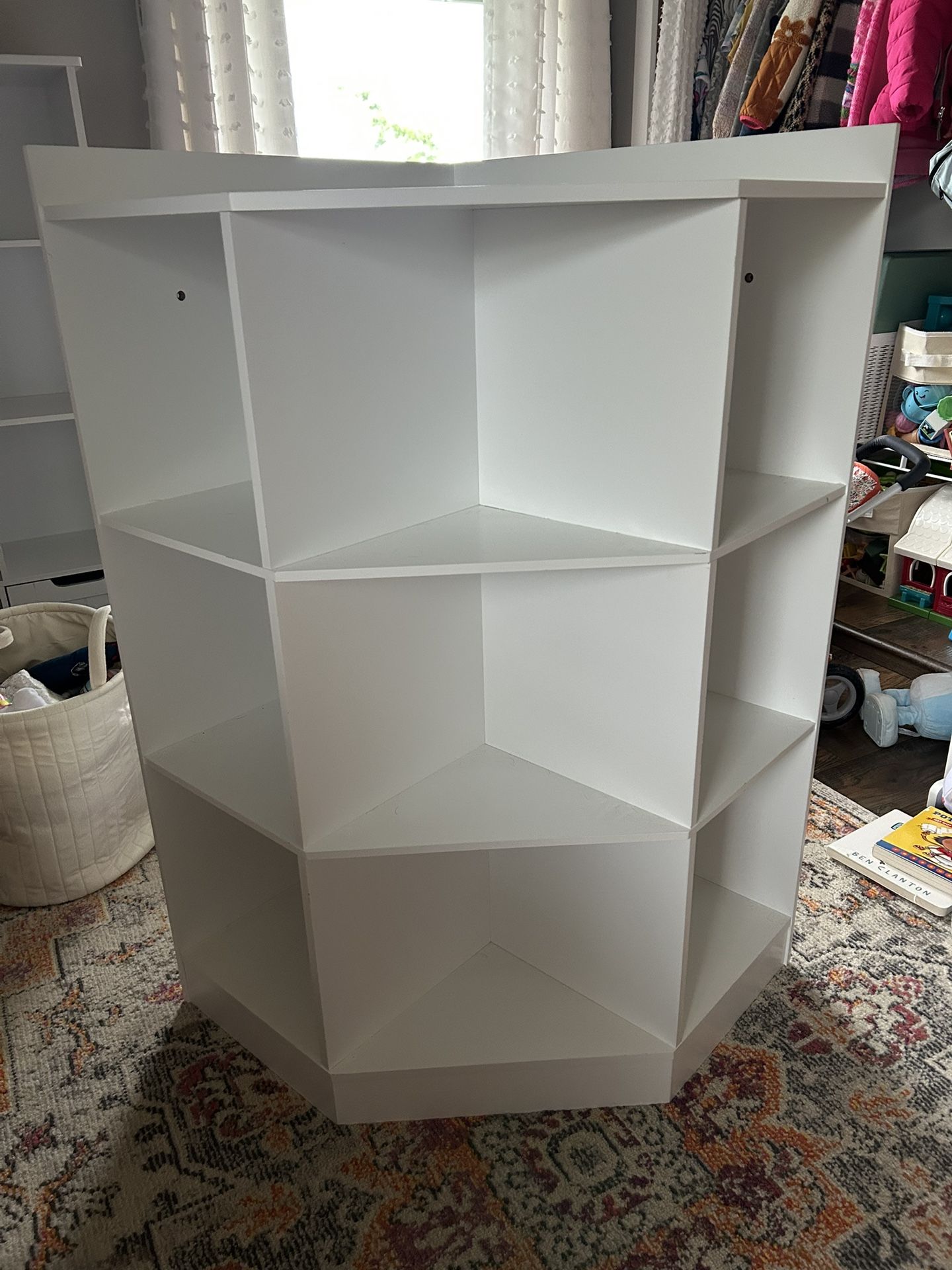 Toy/Corner Shelf
