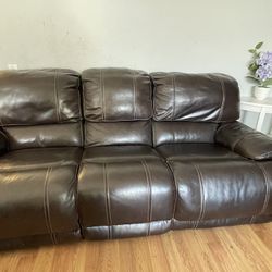 Electric Reclining Couch