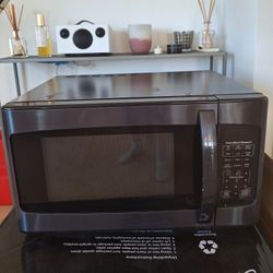 Microwave (Used) - For FREE- 20x 14.5inches