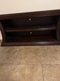 Tv stand