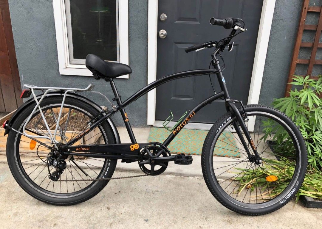 Kolussi Beach Cruiser bike with bike rack