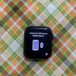 Valentine’s Day Special! Apple Watch Series 5 44mm Space Gray Color With Black Band GPS!