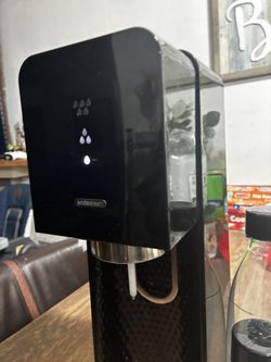SodaStream Source Sparkling Carbonated Water Maker Machine
