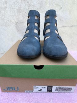 JBU Zia Women's Ankle Bootie Navy Size 11
