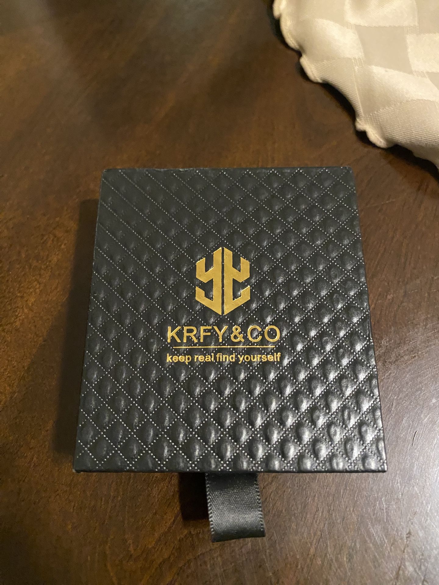 KRFY & Co Gold chain