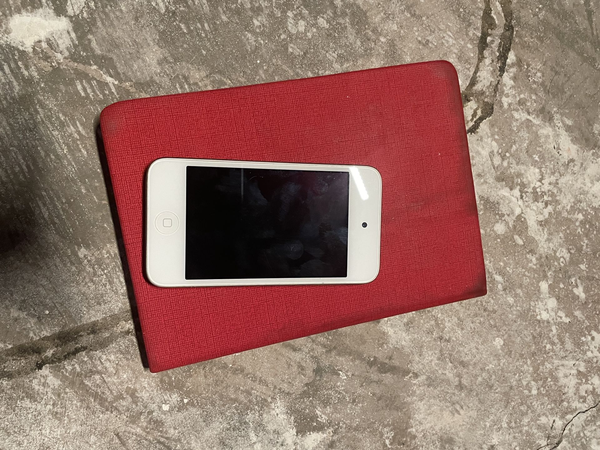 iPod Touch 4th Gen